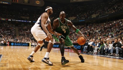 【海星体育官网】升班马成都鏖战浙江顽强平局，11轮不败捍卫争三希望