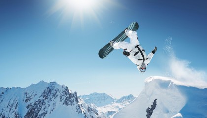 海星体育-奎因狂砍33+10+10创历史纪录 哈珀压哨绝杀引爆新秀巅峰对决