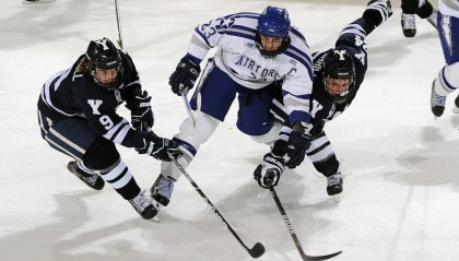 海星体育网址-卡恩直言德国队停滞不前，纳格尔斯曼多变阵型引性格争议