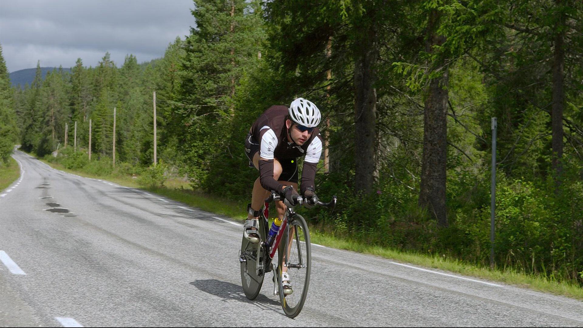 朱辰杰强调后防线高度集中 全力迎战实力强劲的韩国队